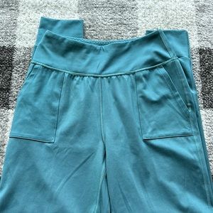 Victoria’s Secret Flow on Point Joggers